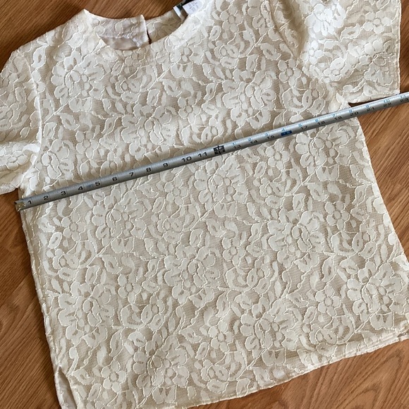 Vintage Fritz & Lloyd Lacey Floral Top - Picture 10 of 13